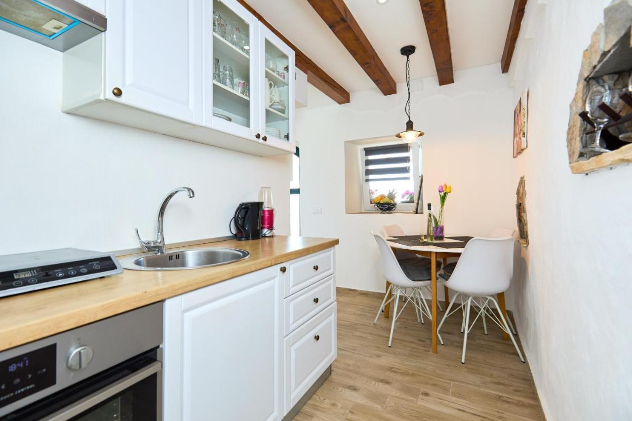 Stone House Biskup Apartamento Babino Polje Exterior foto
